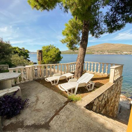 Seaview & Beachfront Apartments Jakov Donji Okrug (Ciovo) Exterior foto