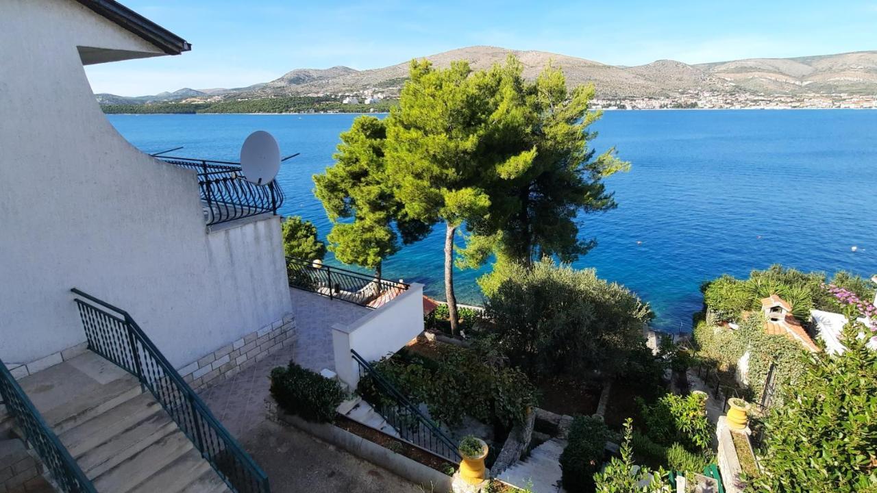 Seaview & Beachfront Apartments Jakov Donji Okrug (Ciovo) Exterior foto