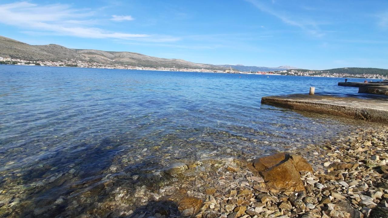 Seaview & Beachfront Apartments Jakov Donji Okrug (Ciovo) Exterior foto