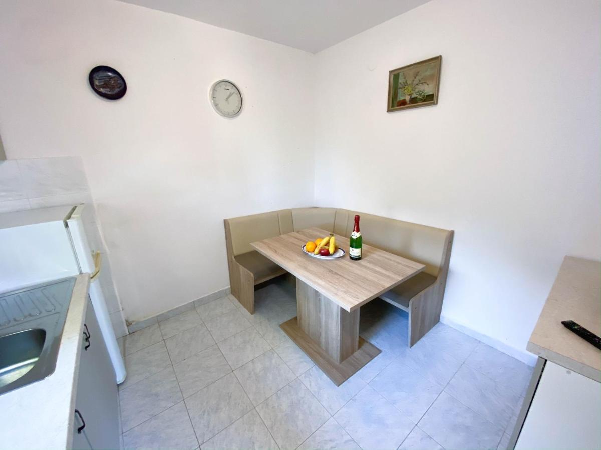 Seaview & Beachfront Apartments Jakov Donji Okrug (Ciovo) Exterior foto